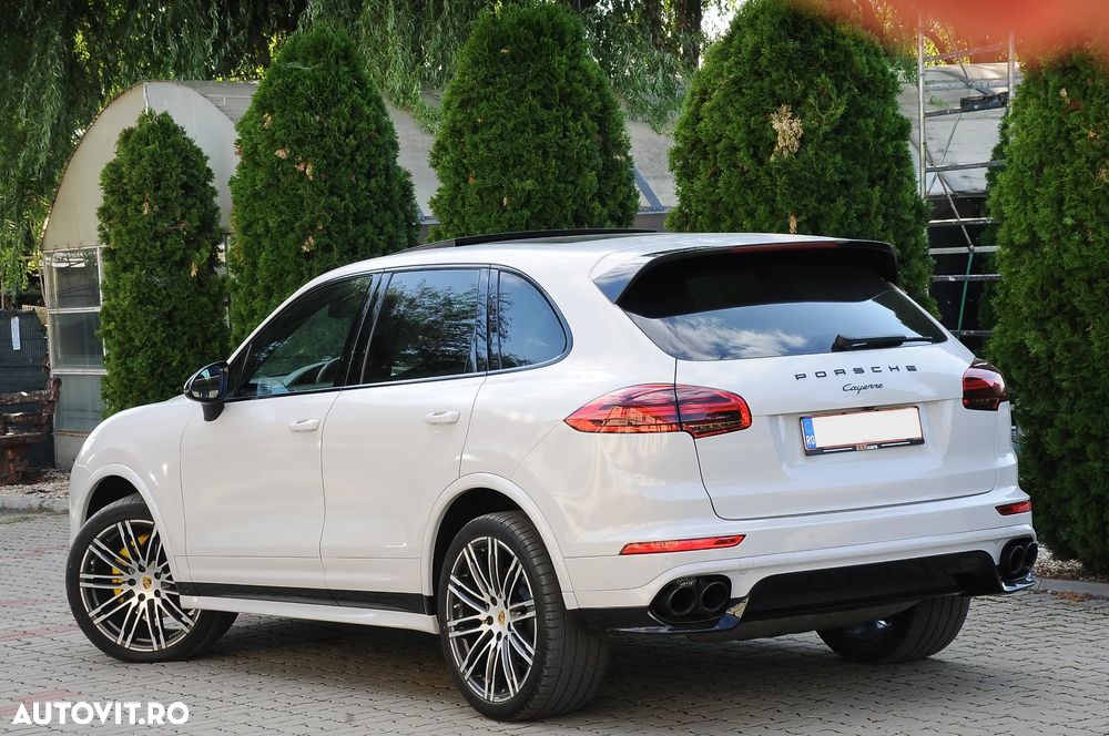 Porsche Cayenne 3.0TD TipTronic - 4