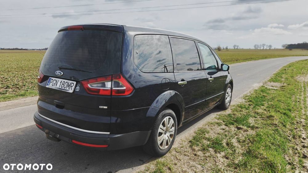 Ford Galaxy - 5