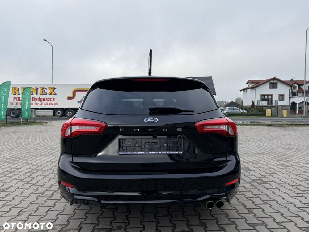 Ford Focus - 8