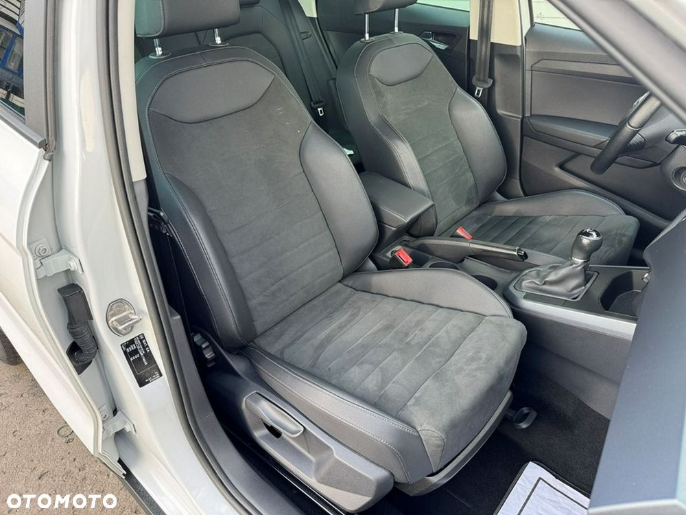Seat Arona - 11