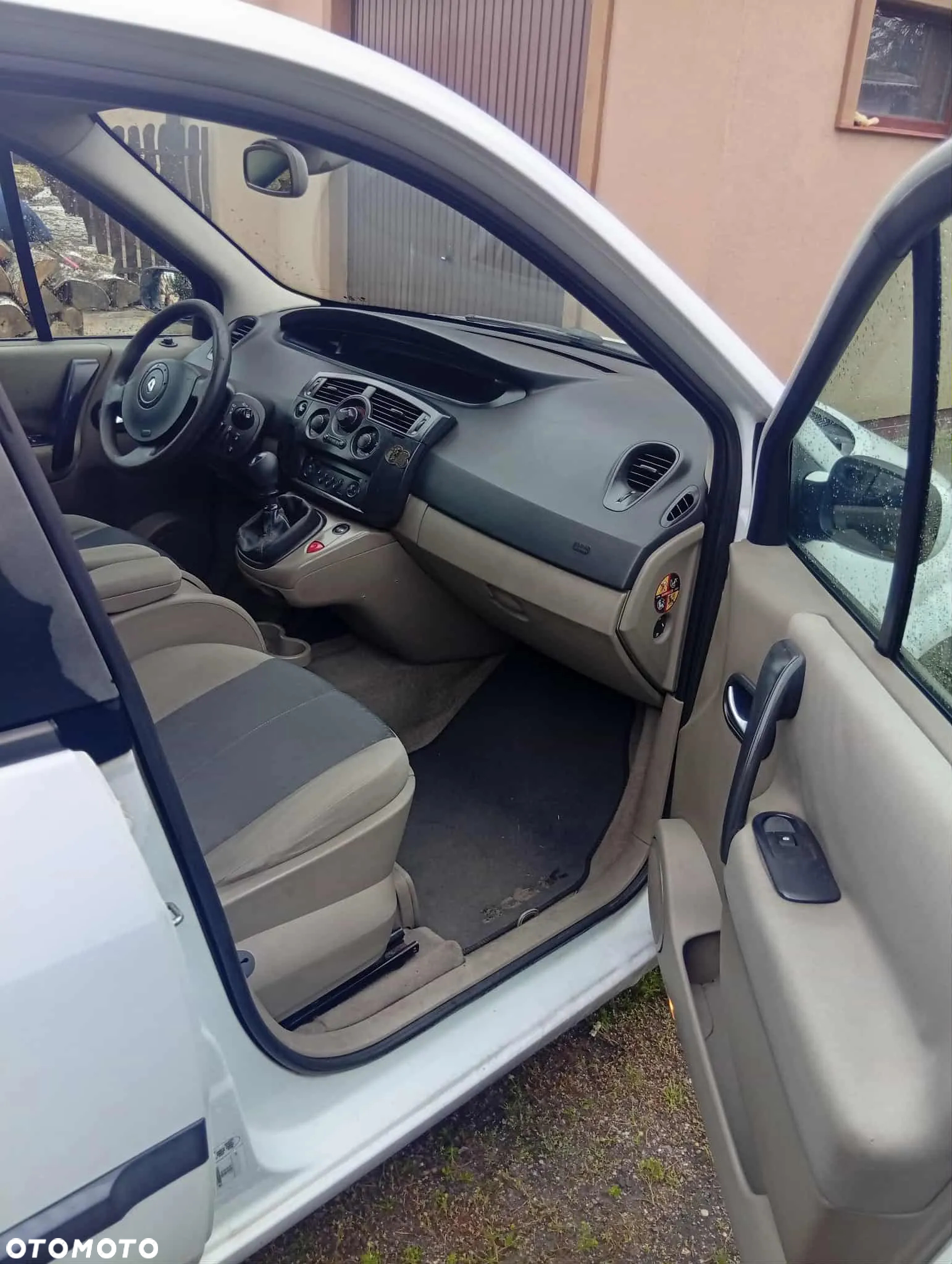 Renault Grand Scenic 1.9 dCi Avantage - 8