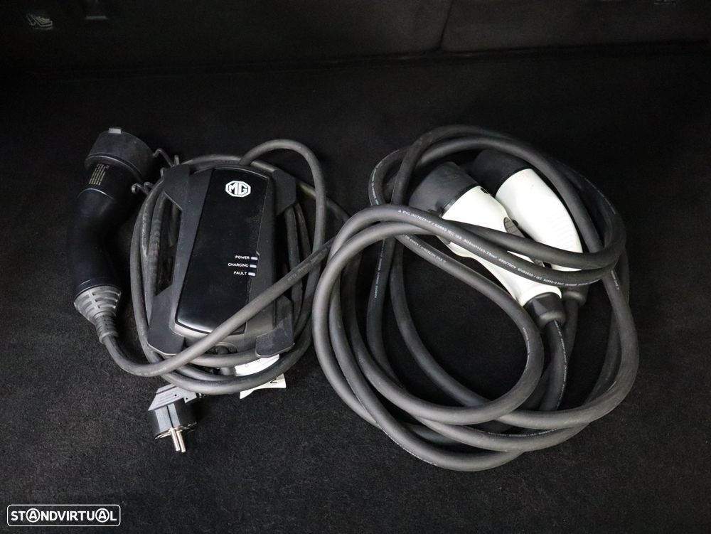 MG EHS 1.5 T-GDI Plug-in Hybrid Luxury - 24