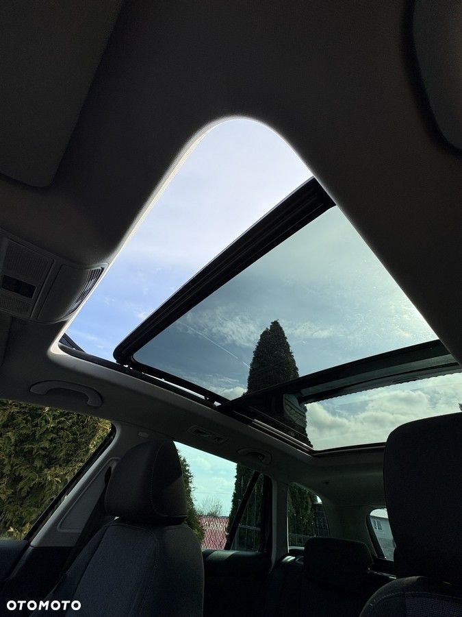 Volkswagen Golf 2.0 TDI DPF Style - 11