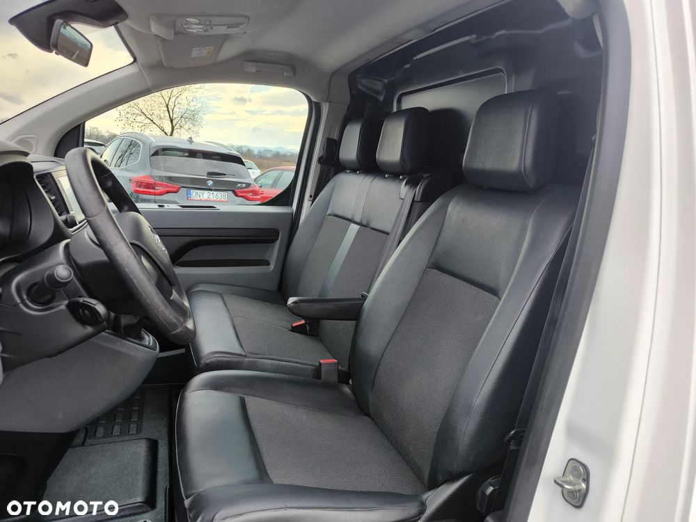 Opel Vivaro - 17
