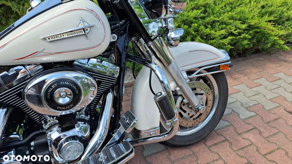 Harley-Davidson Touring Road King - 12