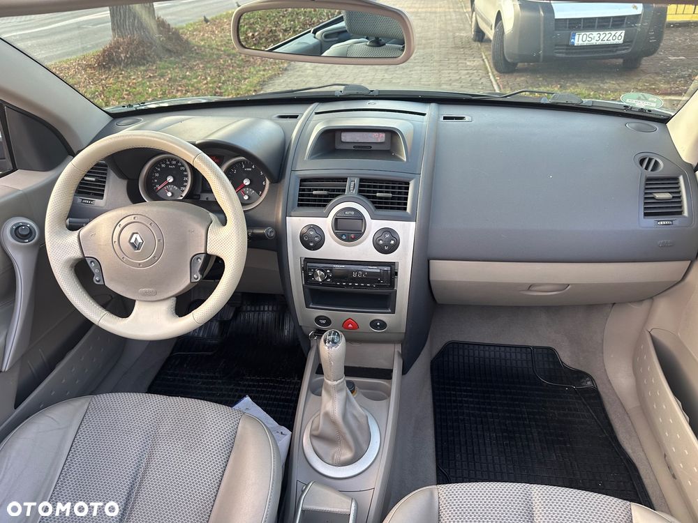 Renault Megane 1.6 Privilege - 17