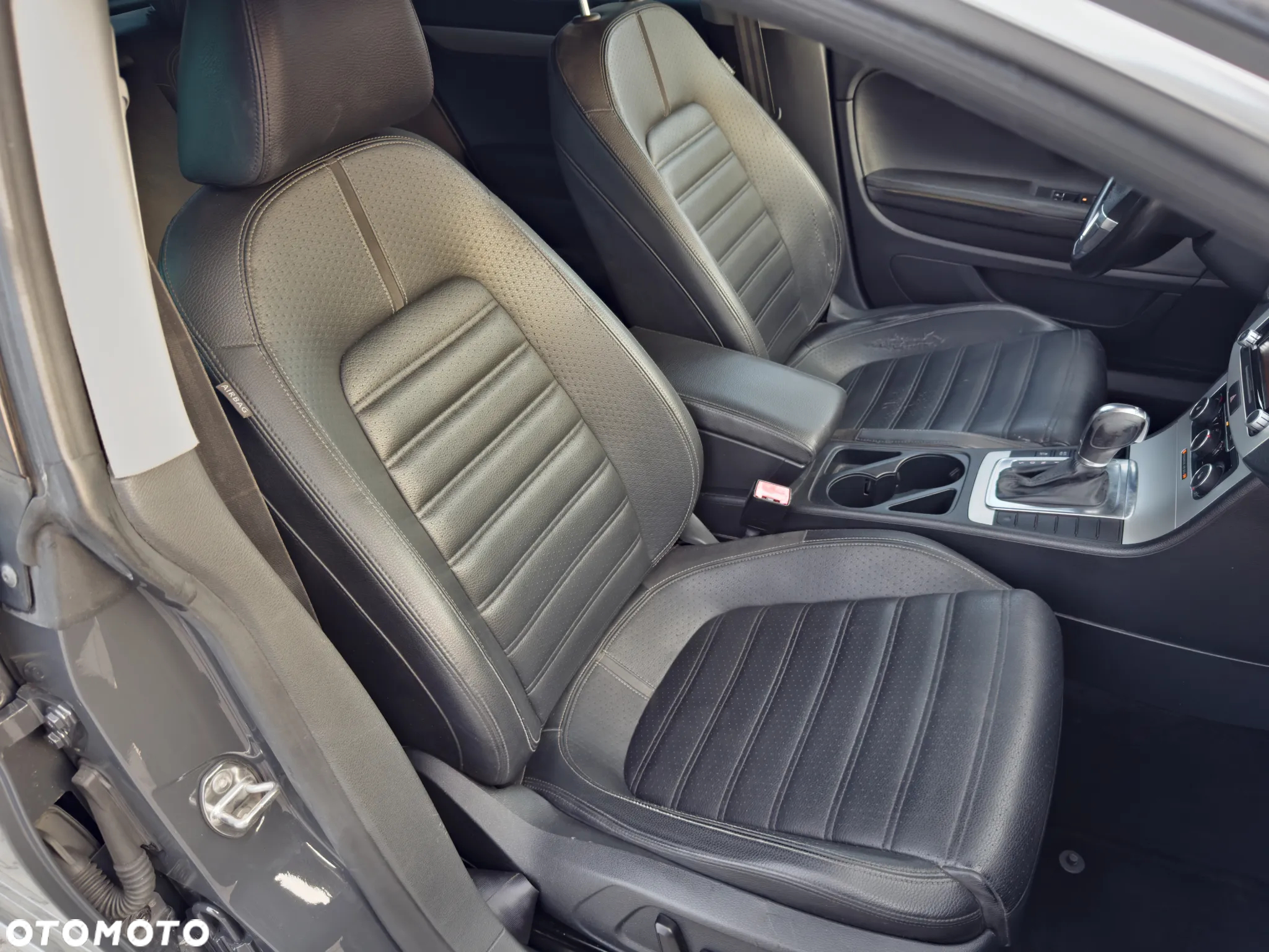Volkswagen Passat CC 2.0 TSI DSG - 23