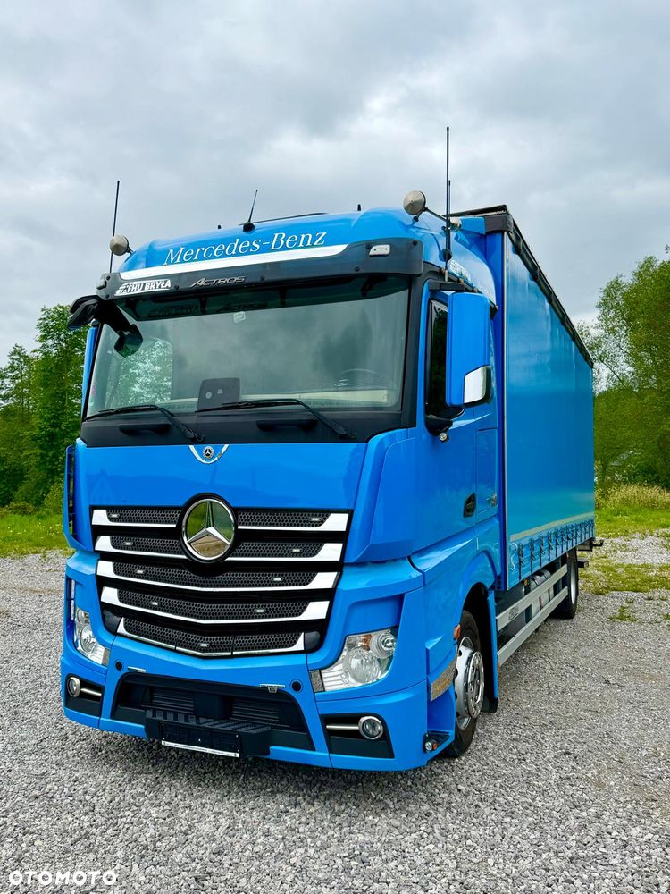 Mercedes-Benz ACTROS 1833 / FIRANKA / WINDA / NOWY TACHOGRAF G2V2 / 19PALET / 8TON ŁADOWNOŚCI / AUTOMAT / DUŻY SILNIK  / SYPIALKA / SERWISOWANY / 2018 / JAK NOWY  / - 12