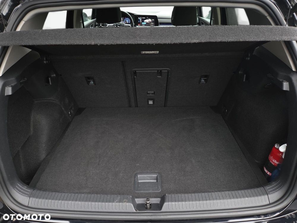 Volkswagen Golf 1.5 eTSI EVO Style DSG - 27