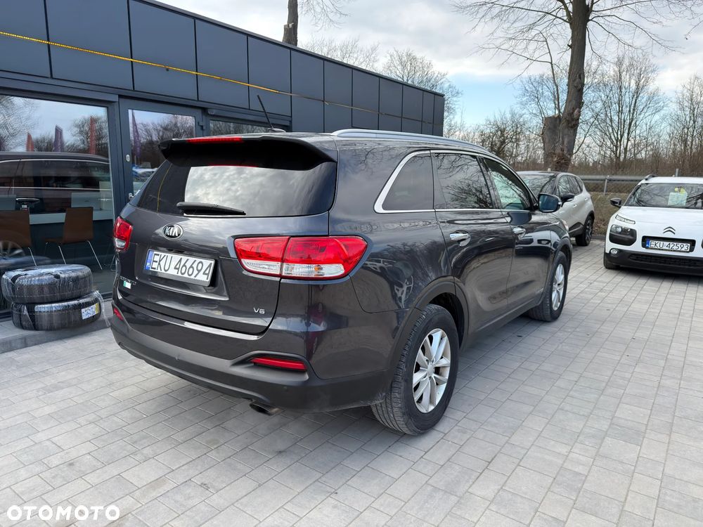Kia Sorento - 14