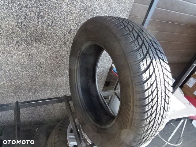 185/65/R15 BRIDGESTONE BLIZAK LM001 - 2