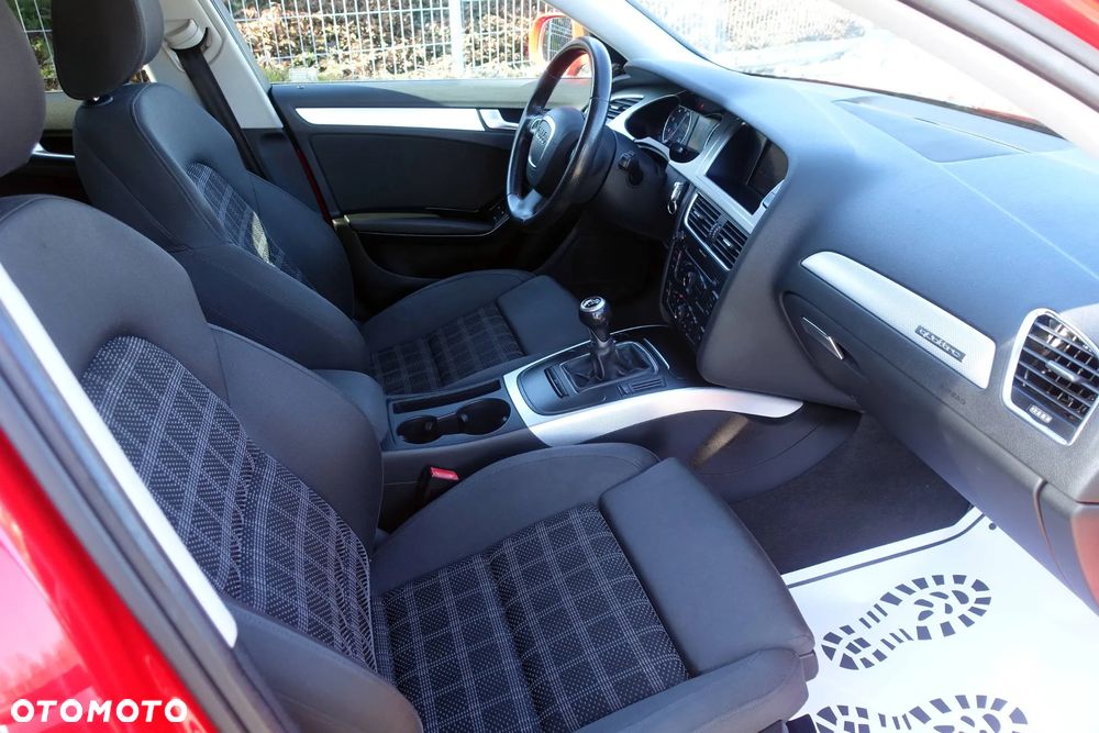 Audi A4 Avant 2.0 TFSI Ambition - 12