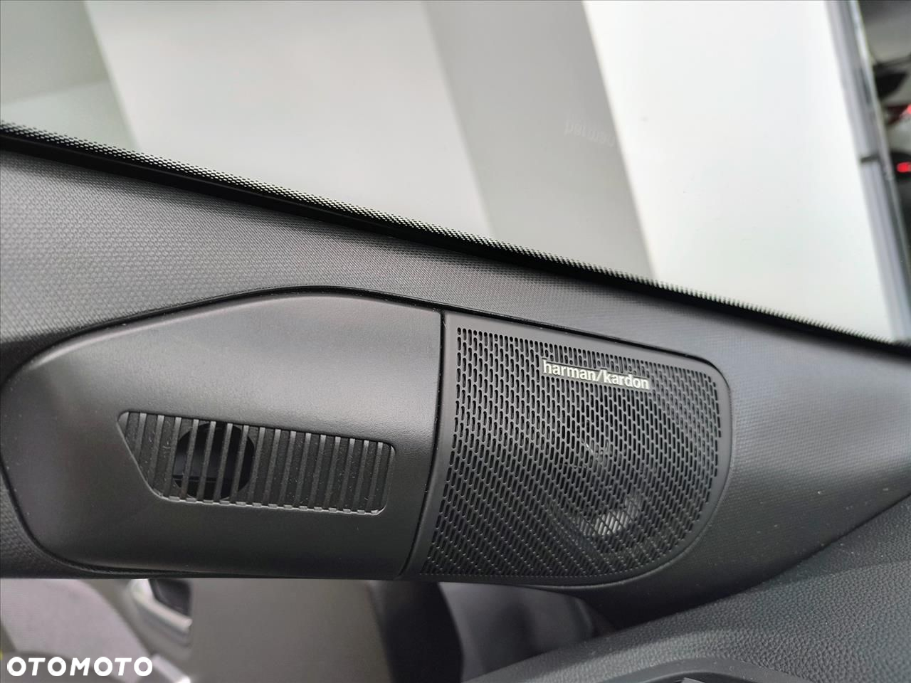 Renault Captur - 19