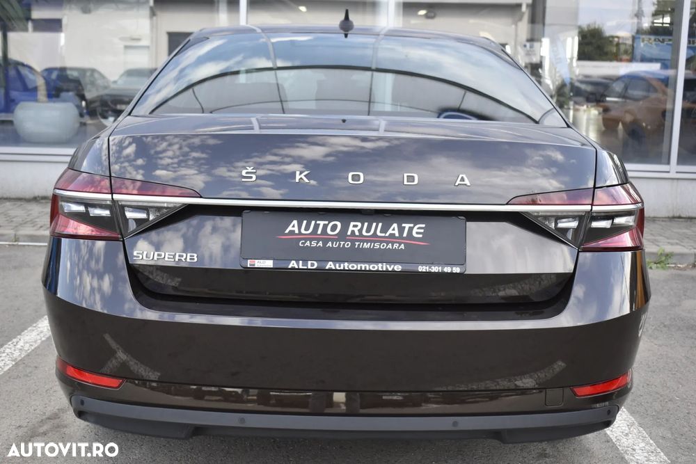 Skoda Superb 2.0 TDI DSG Ambition - 6