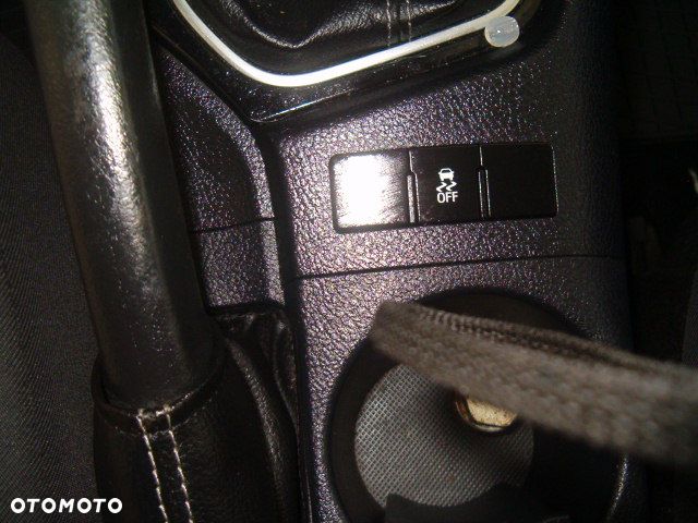 Toyota Auris - 25