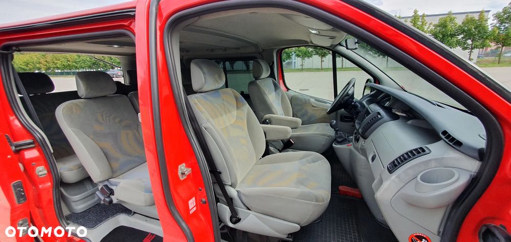 Renault Trafic Passenger Expression - 21