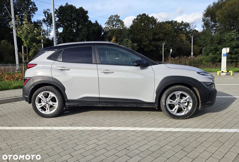 Hyundai Kona - 11