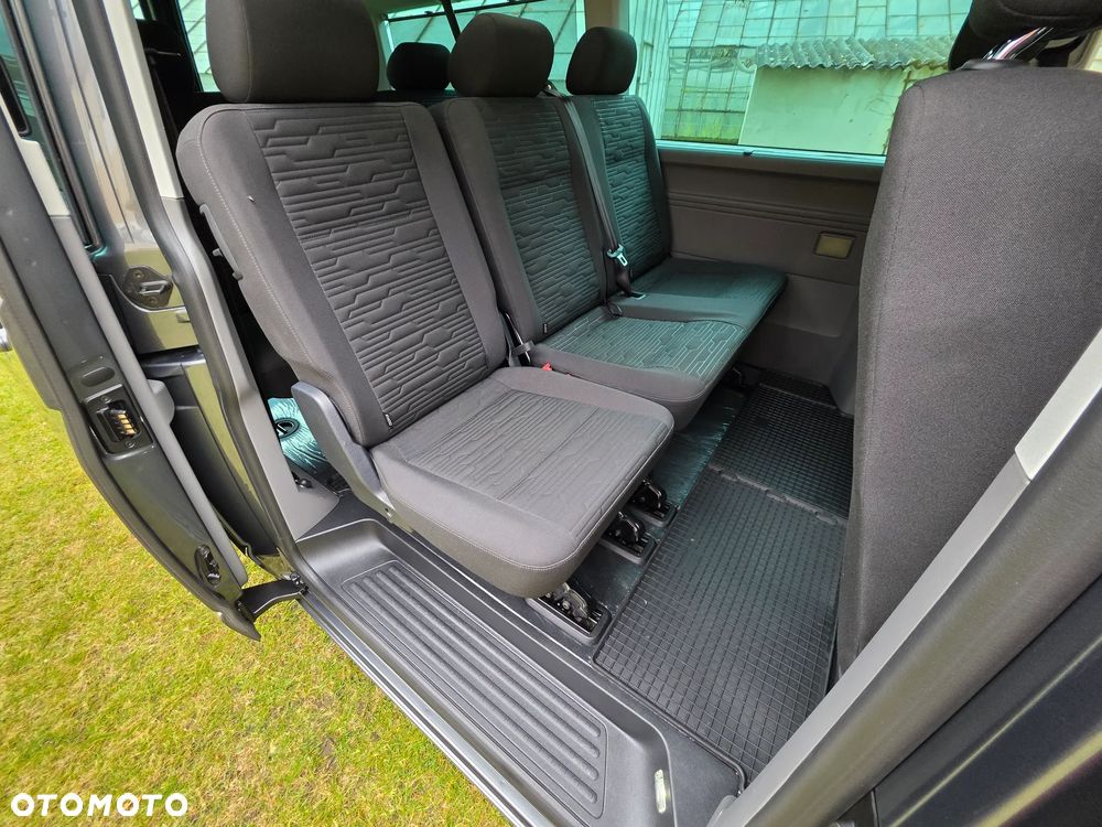 Volkswagen Caravelle 6.1 2.0 TDI L2 Comfortline DSG - 19