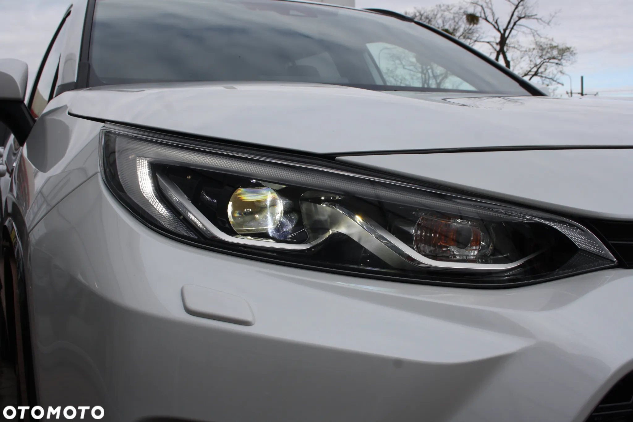 Suzuki Across 2.5 Plug-in Hybrid Elegance 4WD CVT - 18