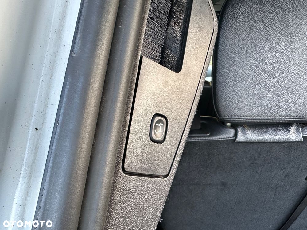 Dodge Grand Caravan 3.6 R/T - 25