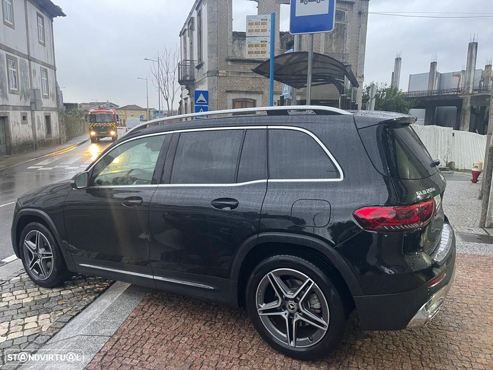 Mercedes-Benz GLB 200 d AMG Line - 11