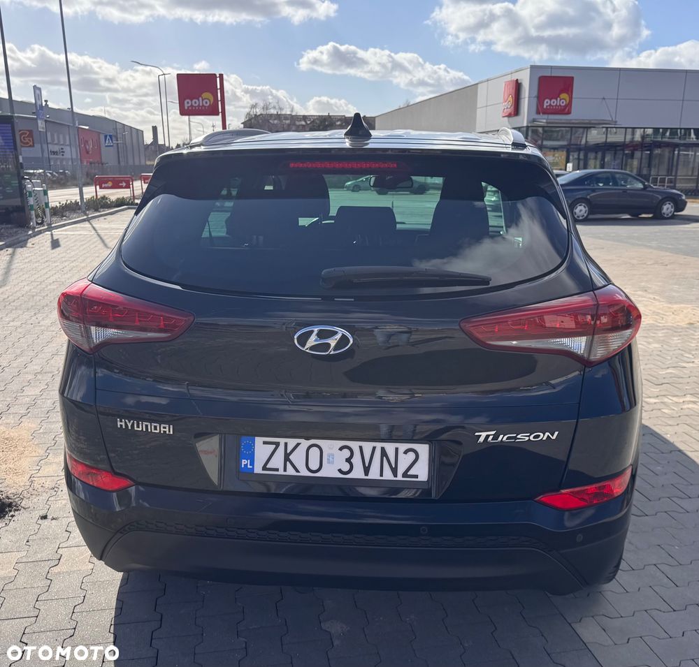 Hyundai Tucson blue 1.7 CRDi 2WD Style - 12