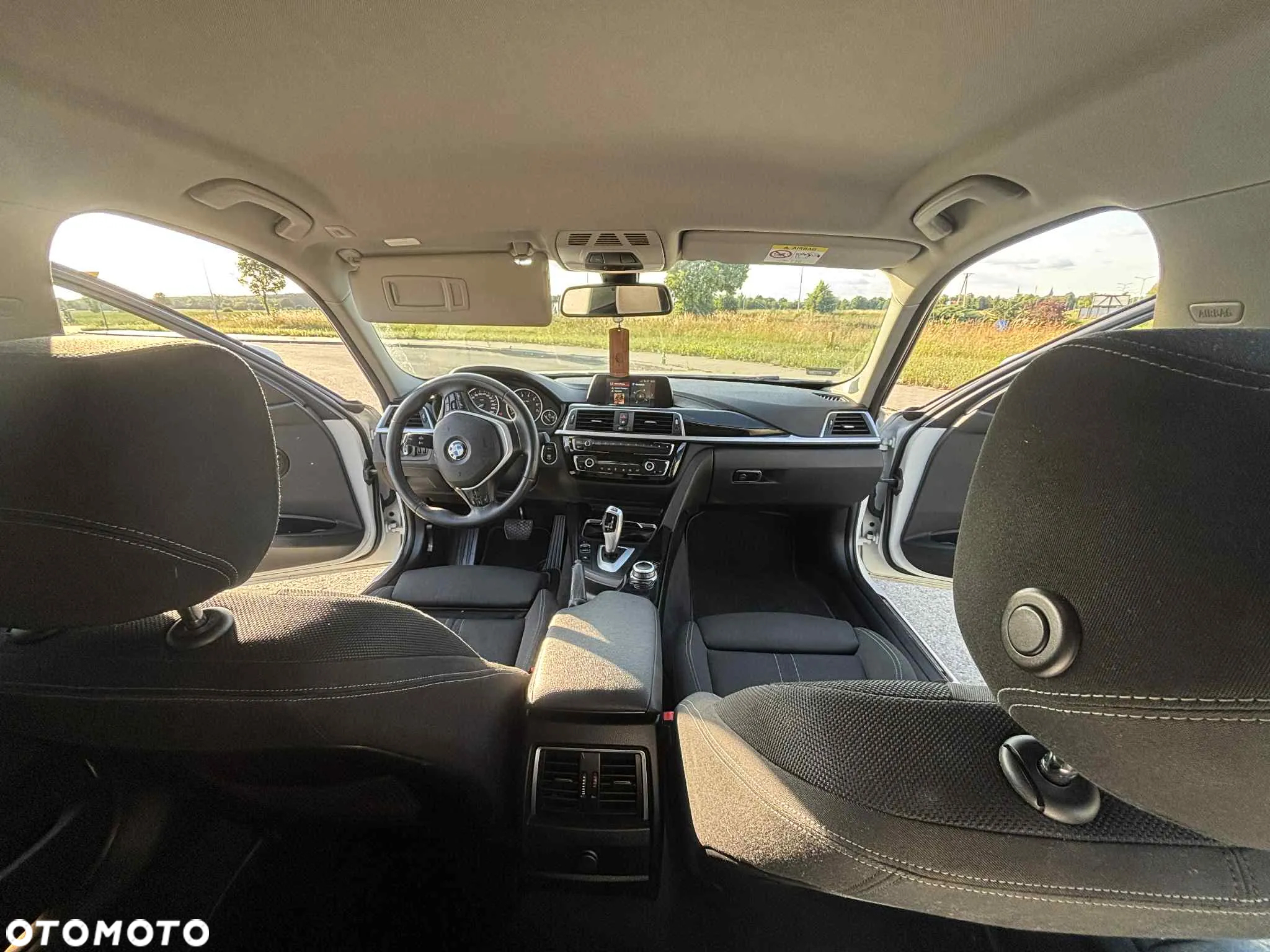 BMW Seria 3 318i Sport Line - 5