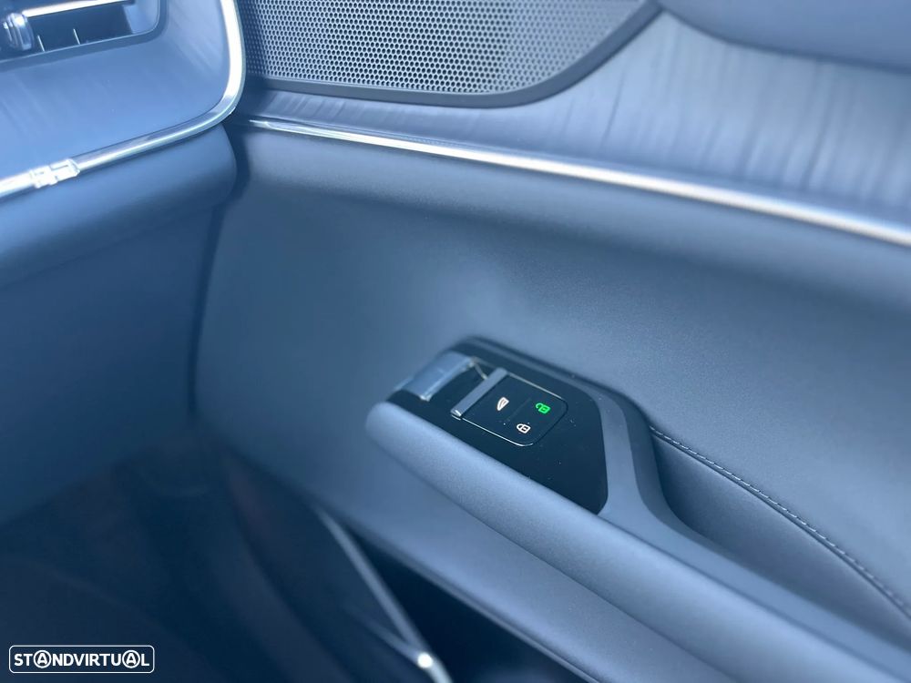 Volvo EX90 104 kWh Single Motor Core - 30