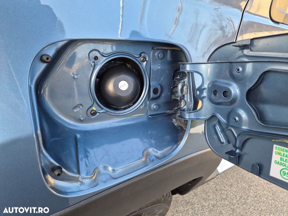 Dacia Duster 1.6 16V 4x2 Prestige - 22