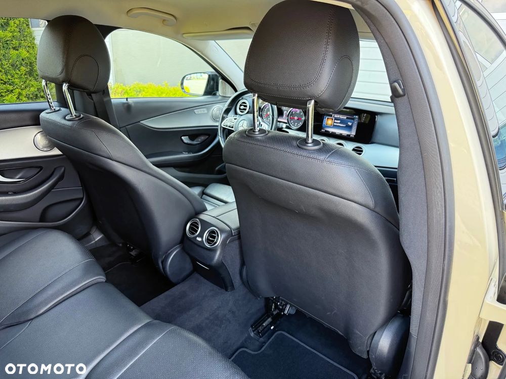 Mercedes-Benz Klasa E 200 d 9G-TRONIC AMG Line - 23