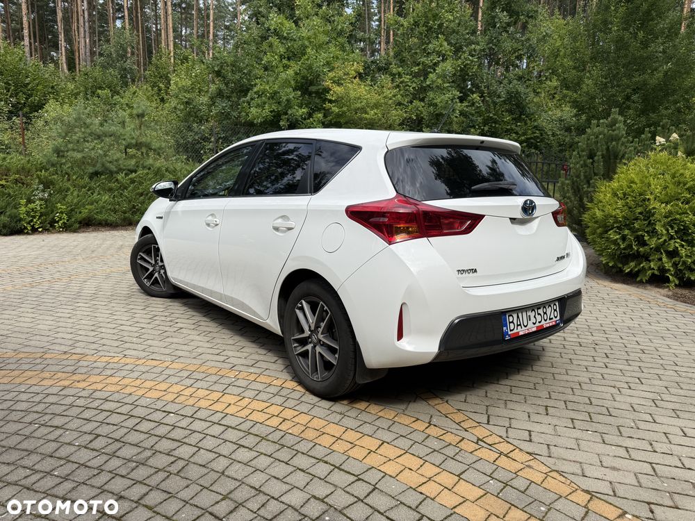 Toyota Auris - 4