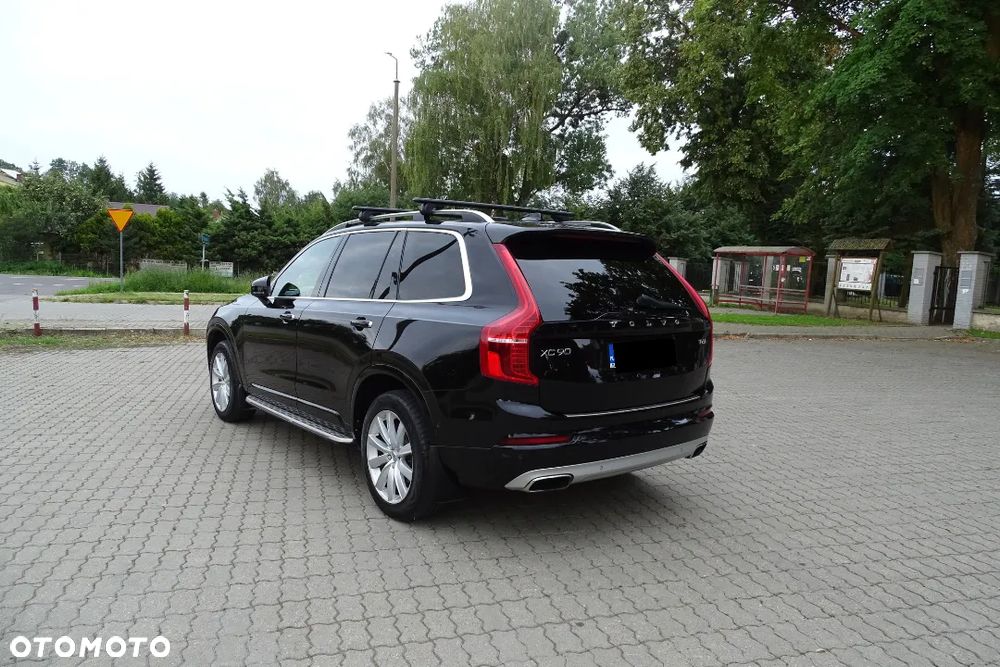 Volvo XC 90 - 12