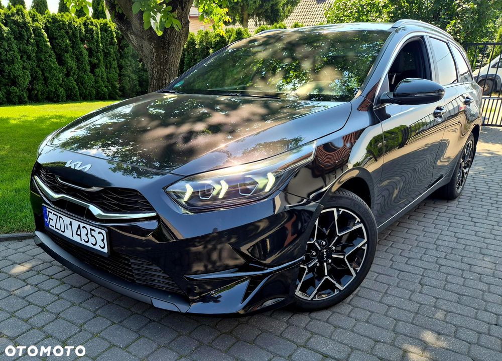 Kia Ceed - 1