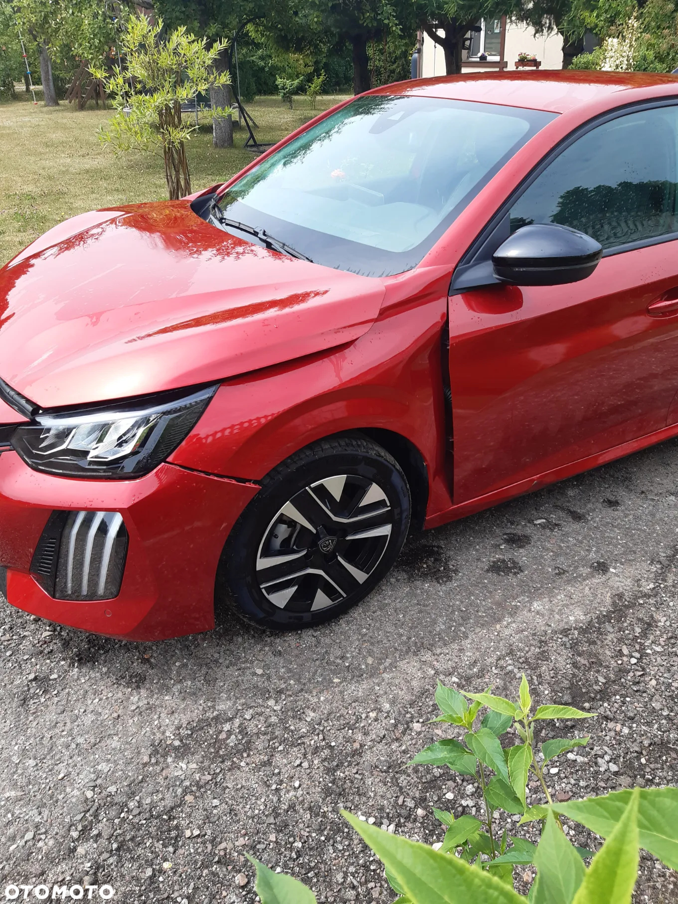 Peugeot 208 1.2 mHEV Allure - 20