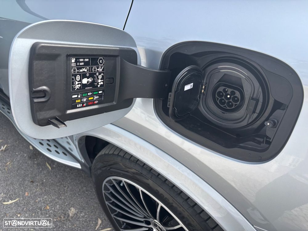 Mercedes-Benz GLC 300 de Coupe 4Matic - 17