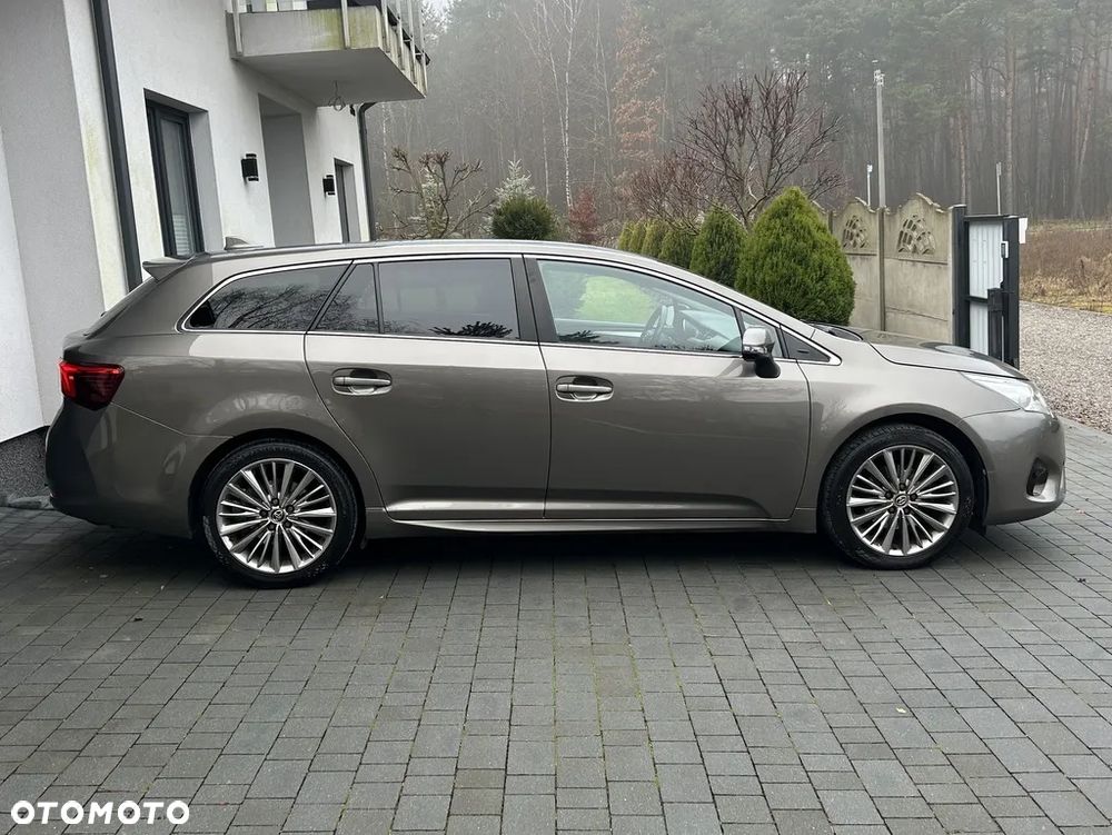 Toyota Avensis Touring Sports 1.8 Edition S+ - 14