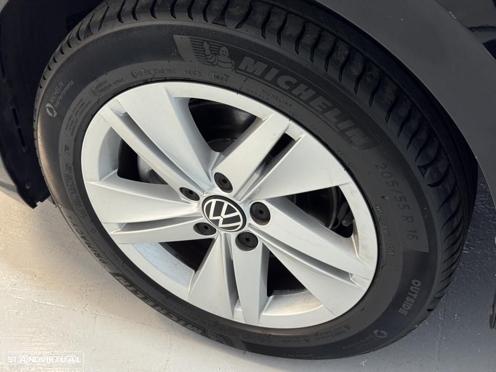 VW Golf 1.0 TSI Life - 21