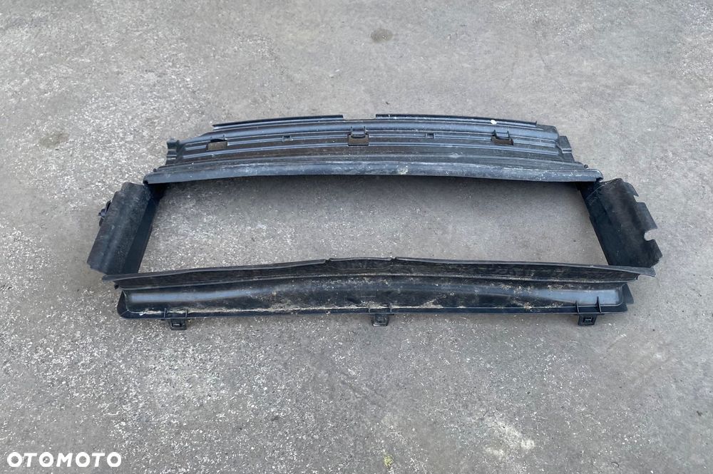 VOLVO XC60 2 II XC 60 MK2 ORYGINALNA KIEROWNICA POWIETRZA WLOT KRATKA Łapacz telewizor ekran tunel górny kanał powietrza żaluzja 331425467  PAS PRZEDNI WZMOCNIENIE CZOŁOWE - 3