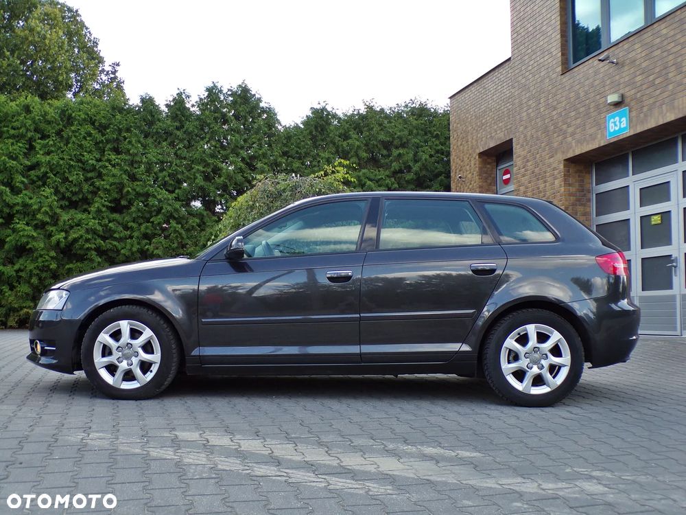 Audi A3 Sportback 1.4 TFSI Ambiente - 7