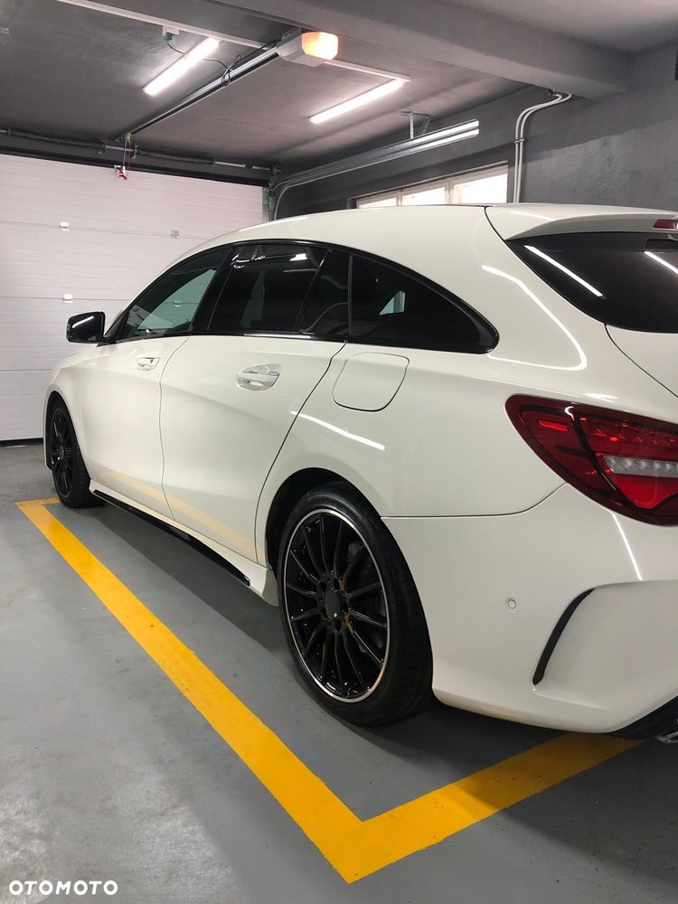 Mercedes-Benz CLA 220 d 7G-DCT AMG Line - 3