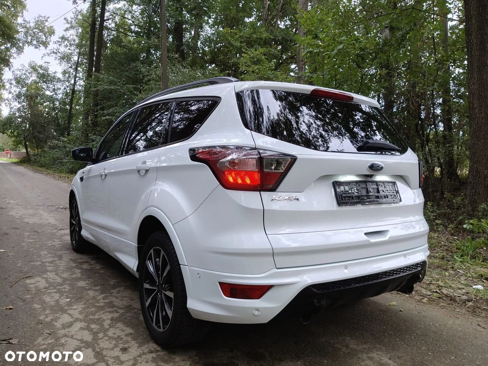 Ford Kuga 2.0 TDCi 2x4 ST-Line - 15