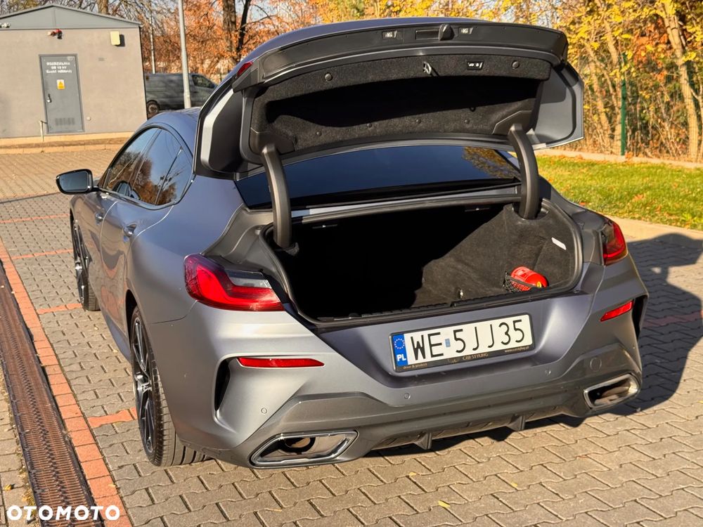 BMW Seria 8 840i xDrive - 28