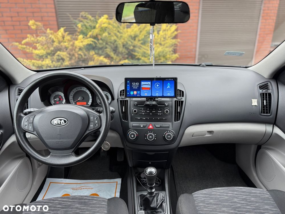 Kia Ceed 1.4 CVVT LX - 15