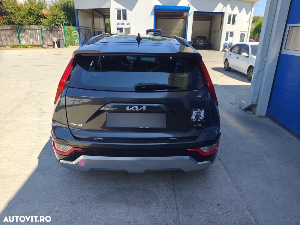 Kia Niro 1.6 GDI 6DCT PHEV Comfort - 4