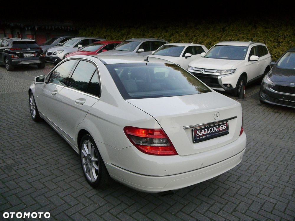Mercedes-Benz Klasa C 180 BlueEFFICIENCY 7G-TRONIC Avantgarde - 6