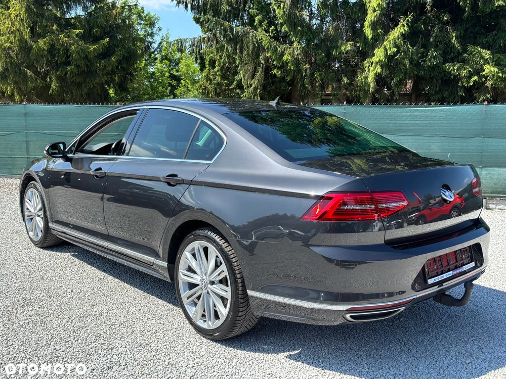 Volkswagen Passat 1.4 TSI ACT (BlueMotion Technology) Highline - 23