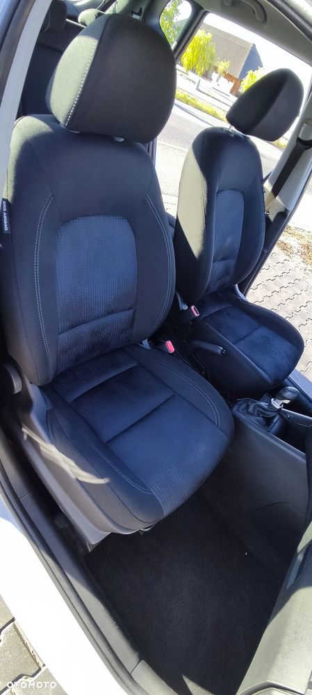 Hyundai ix20 - 24