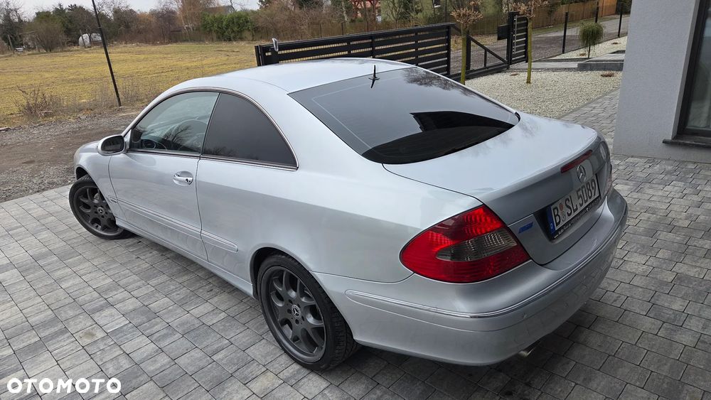 Mercedes-Benz CLK - 20