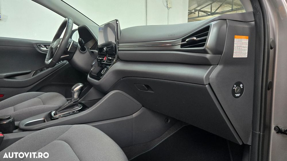 Hyundai IONIQ Plug-in-Hybrid 1.6 GDI Style - 19