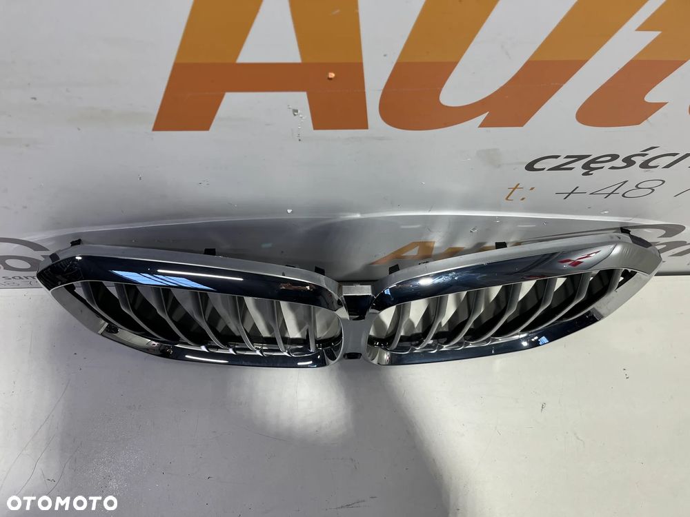 BMW X5 G05 GRILL ATRAPA NERKI WERSJA POD KAMERĘ 20240006541/411  ORYGINAŁ - 2